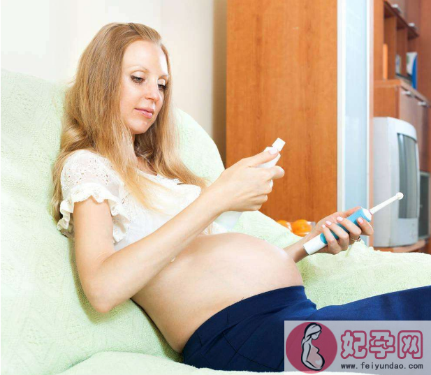 孕吐害喜引发口腔异味怎么办 孕期口腔疾病影响胎儿发育吗