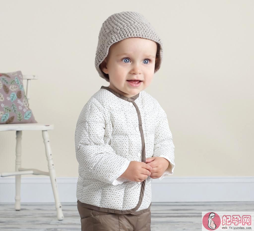 宝宝穿羽绒服会过敏吗  如何给宝宝挑选合适的羽绒服