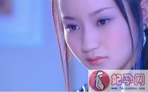 出道18年，她是张国立的爱徒，任贤齐曾为她做媒，今36岁更漂亮了