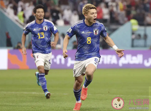 日本出线后打扫更衣室留下11只纸鹤 如何看待日本队在世界杯的表现