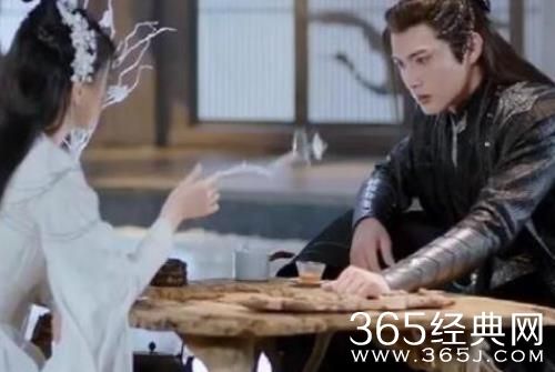 《月歌行》黑月光月光上神的关系