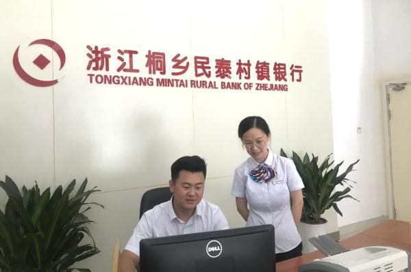 杭州两孩子坠楼（浙江2岁女童从6楼坠落）(9)