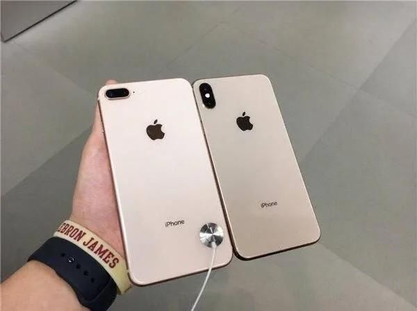 苹果xs max现在还值得买吗国行（现在买一台256G的iPhoneXSMax）(4)