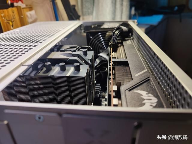 华硕rx580 8g显卡评测（战损成色TUF华硕RX5700矿渣显卡验票）(32)