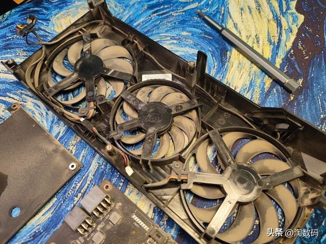 华硕rx580 8g显卡评测（战损成色TUF华硕RX5700矿渣显卡验票）(10)