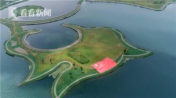 上海地铁歌唱祖国快闪（超燃魔都快闪告白）(10)