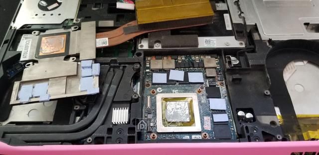 外星人用alienware散热（满载骤降20外星人Alienware17笔记本电脑爆改水冷散热）(3)