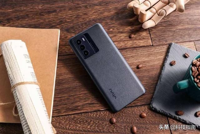 vivo手机y系列为什么被吐槽（vivo手机XSTY四个系列应该咋选）(7)