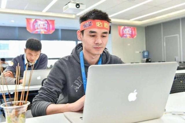 软件工程专业三本毕业好就业吗（软件工程专业的就业前景如何）(2)