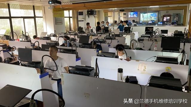 国内手机维修培训机构排行（手机维修培训哪家最专业）(2)