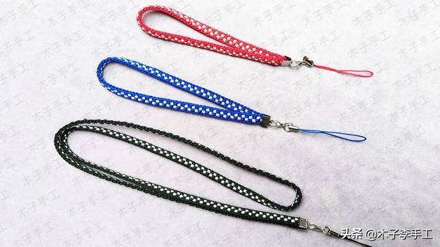 蝴蝶结手机挂绳编法大全（用方形盘编器做的手机挂绳的编法图解）(22)