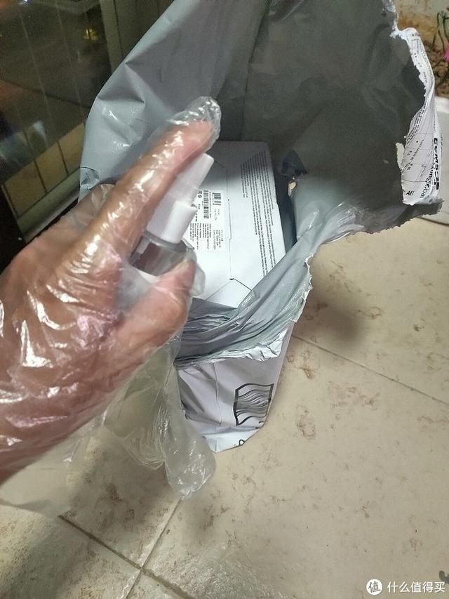 西部数据移动硬盘3.01t拆解（西部数据14TB移动硬盘晒单及拆解分析硬盘的磁记录方法）(2)
