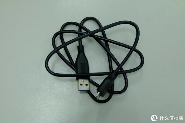 西部数据移动硬盘3.01t拆解（西部数据14TB移动硬盘晒单及拆解分析硬盘的磁记录方法）(12)