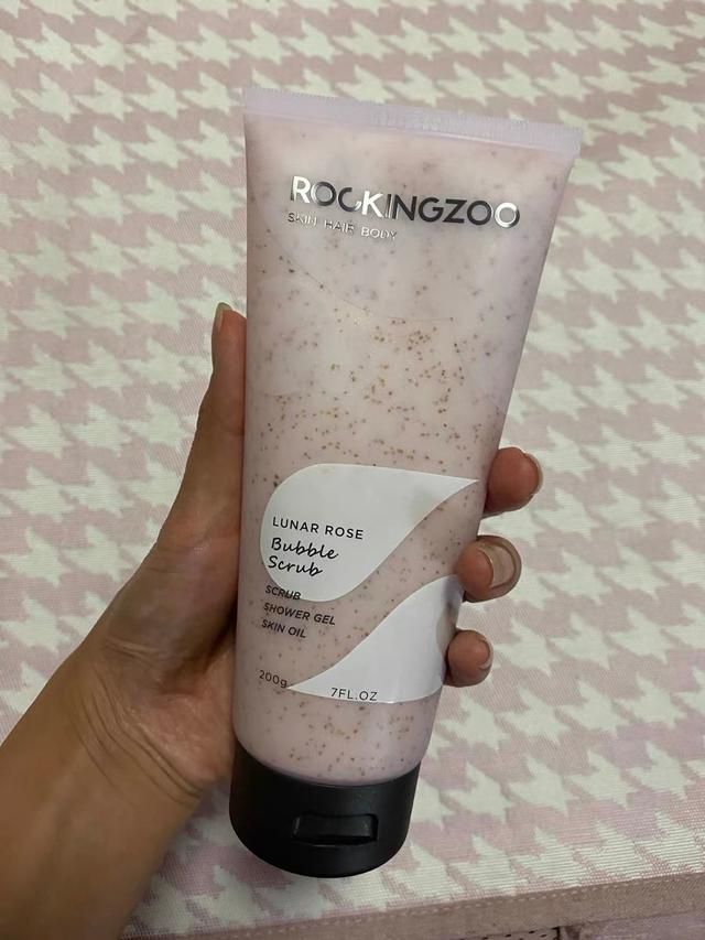 去鸡皮磨砂膏平价好用推荐（20款磨砂膏测评推荐分享）(16)