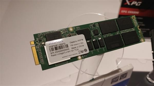 威刚im2p33e8（威刚首秀M.3SSD单路服务器集成36块288TB）(3)