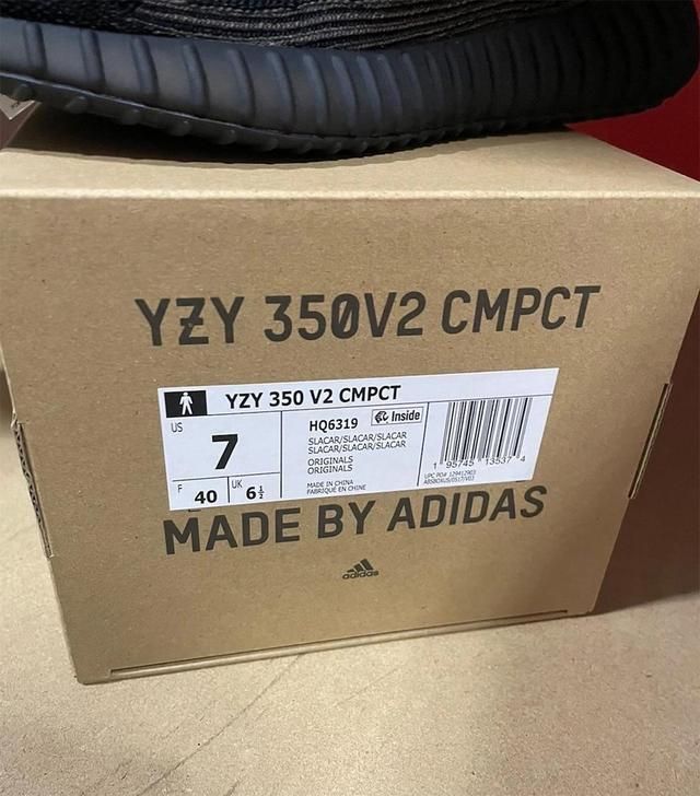 yeezy 350黑红细节（黑武士看着顺眼多了）(6)