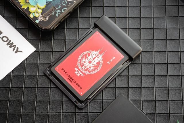 光威弈pro内存为啥只有2400（国产芯令老笔记本满血复活）(5)