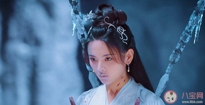 重紫为什么会入魔 重紫入魔后和亡月在一起了吗