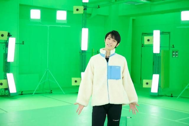 羽生结弦最新冰演场刊图（羽生结弦冰演将呈现超越想象的科技手段）
