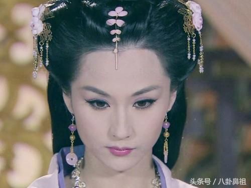妹妹被哥哥介绍给高干子弟处对象（长大特招进上戏）(8)