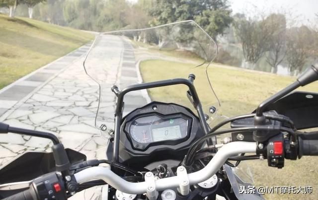 20款贝纳利502x摩旅（测评摩旅征服者）(4)