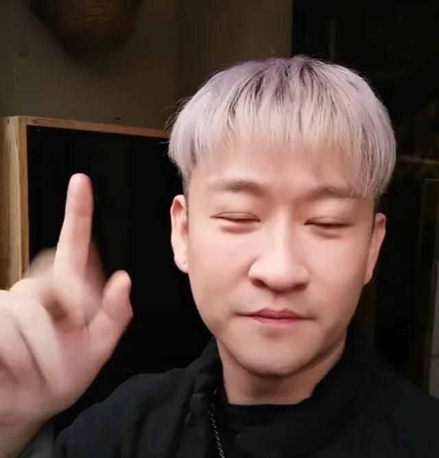 郭德纲立过的规矩（有人送十万蟒袍有人喊爸爸）(10)