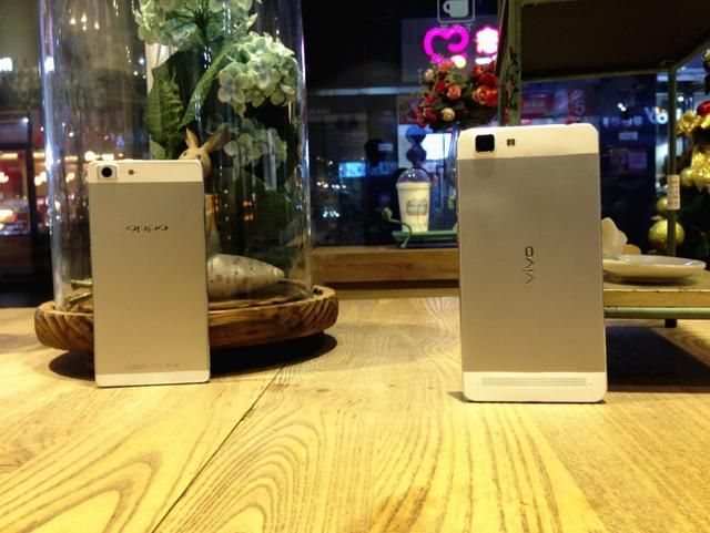oppo r5系列的手机（OPPOR5分享全球第二薄智能手机）(59)