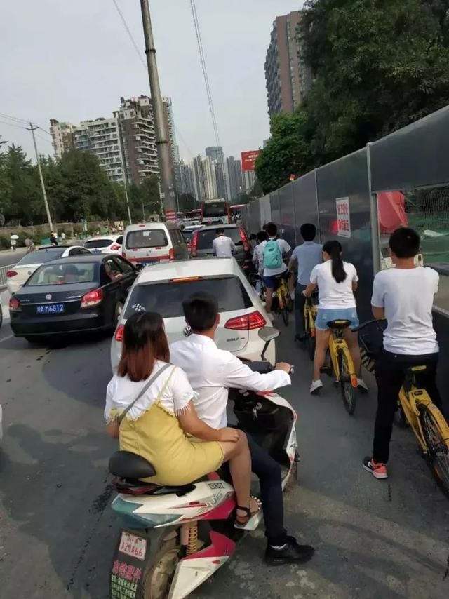 成都天府软件园工资待遇（在天府软件园上班是一种怎样的体验）(11)