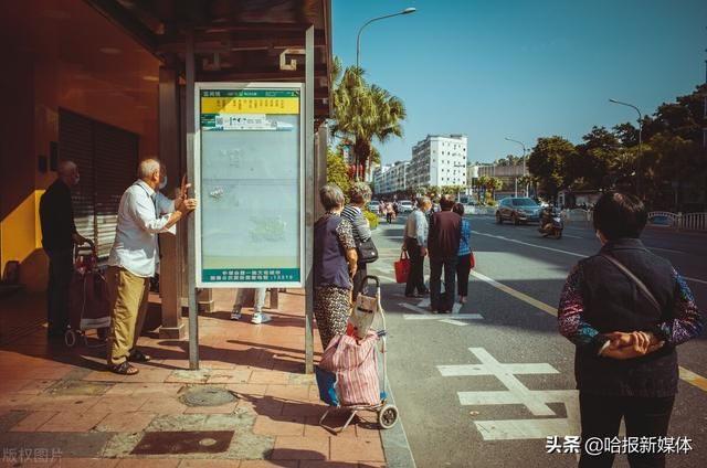 如何去办理老年病免费卡，便民敬老卡老年卡无需年审