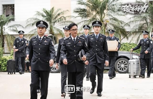 破冰行动李维民跟李飞什么关系？李飞信任李维民(1)