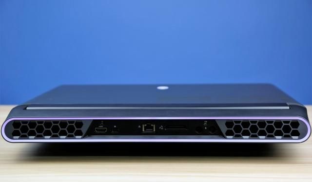 alienwarearea-51为什么这么沉？拥有强悍台式机性能的未来PC(2)