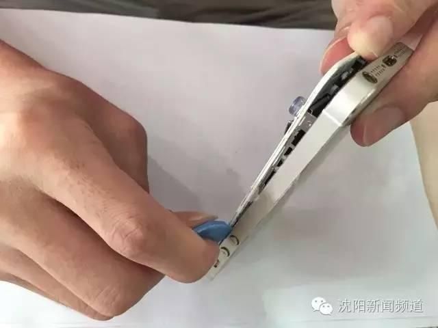 手机电池自己能换吗？手机电池可以自己在家换啦(6)