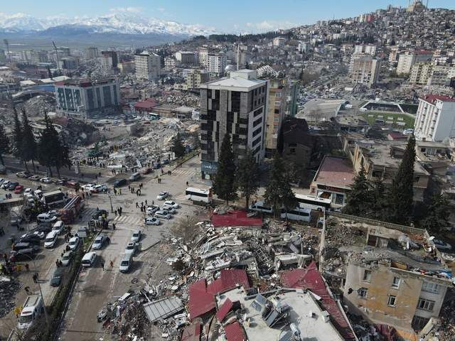 卫星拍摄土耳其地震前后：土耳其地震发生前