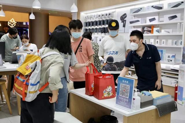 戴尔个人专卖店：上海戴尔DELL电脑专卖旗舰店(3)