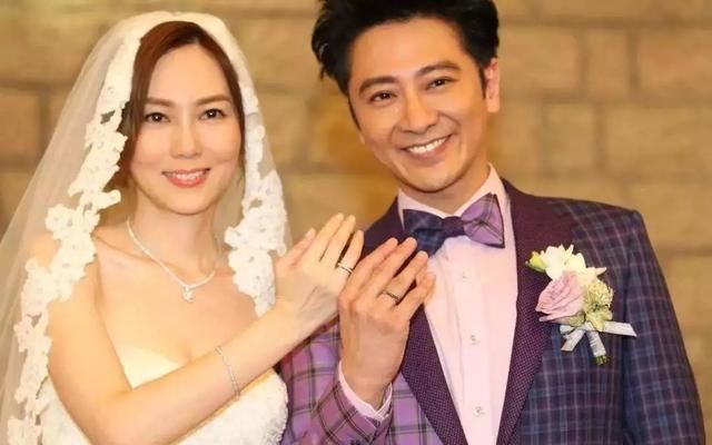 孙耀威夫妇近况 拍把内裤当口罩被骂(12)