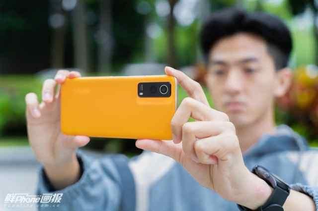 iqooz5对比z5x哪个更好 iQOOZ5x深度体验一款让人惊喜的省心手机(14)