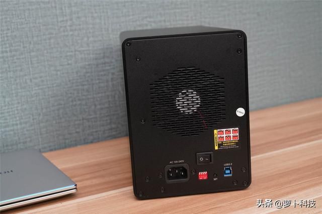 如何用奥睿科硬盘分区（入手奥睿科五盘位硬盘柜一步到位）(11)