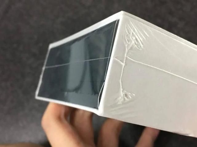 实体店手机拆封未激活可以退换吗（金山一男子新买的手机还未拆封就已激活）