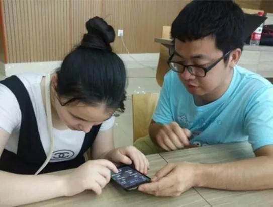 一个手机可以换另一个的处理器吗（你的手机处理器还能实时共享给其他设备用了）(8)