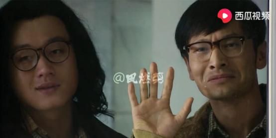 佟大为和邓超被导演要求脱的一丝不挂（佟大为和邓超被导演要求脱的一丝不挂）
