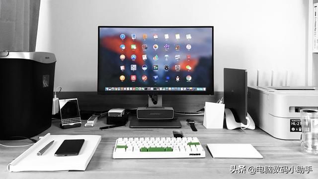台式电脑主机能打开显示器没信号（台式机显示器无信号）