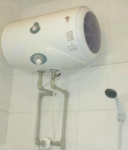 电热水器安装与拆卸（电热水器安装方法）(3)