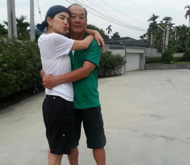 周杰伦助理大妮薪水多少（周杰伦助理大妮）(9)