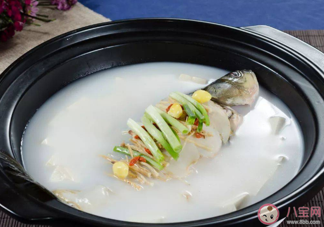 鱼汤熬到发白更有<font color='red'>营养</font>吗 鱼汤怎么煮出奶白颜色