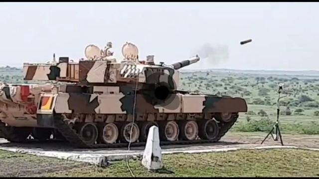 阿琼坦克最大装甲厚度（阿琼坦克最新型号服役）(2)