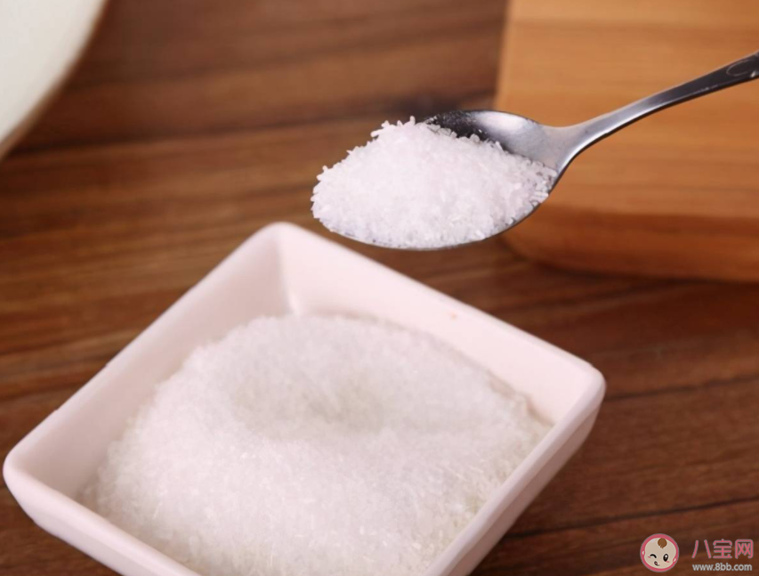 味精加热后会产生致癌物是真是假 味精和鸡精的区别是什么
