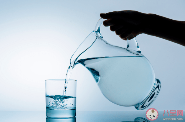 长期喝带有水垢的水会不会得肾结石 饮用水要满足哪些要求
