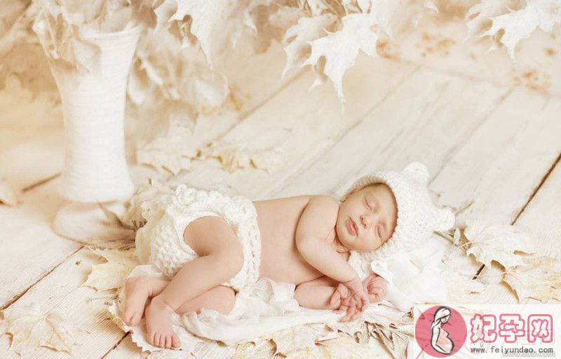秋季婴幼儿应该睡多久 怎么判断宝宝不用睡午觉了