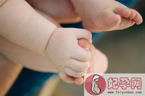 宝宝有脚气怎么办 你知道宝宝有脚气的症状吗