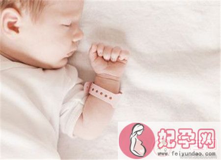 孩子睡觉偏头长大会好吗  如何纠正宝宝偏头